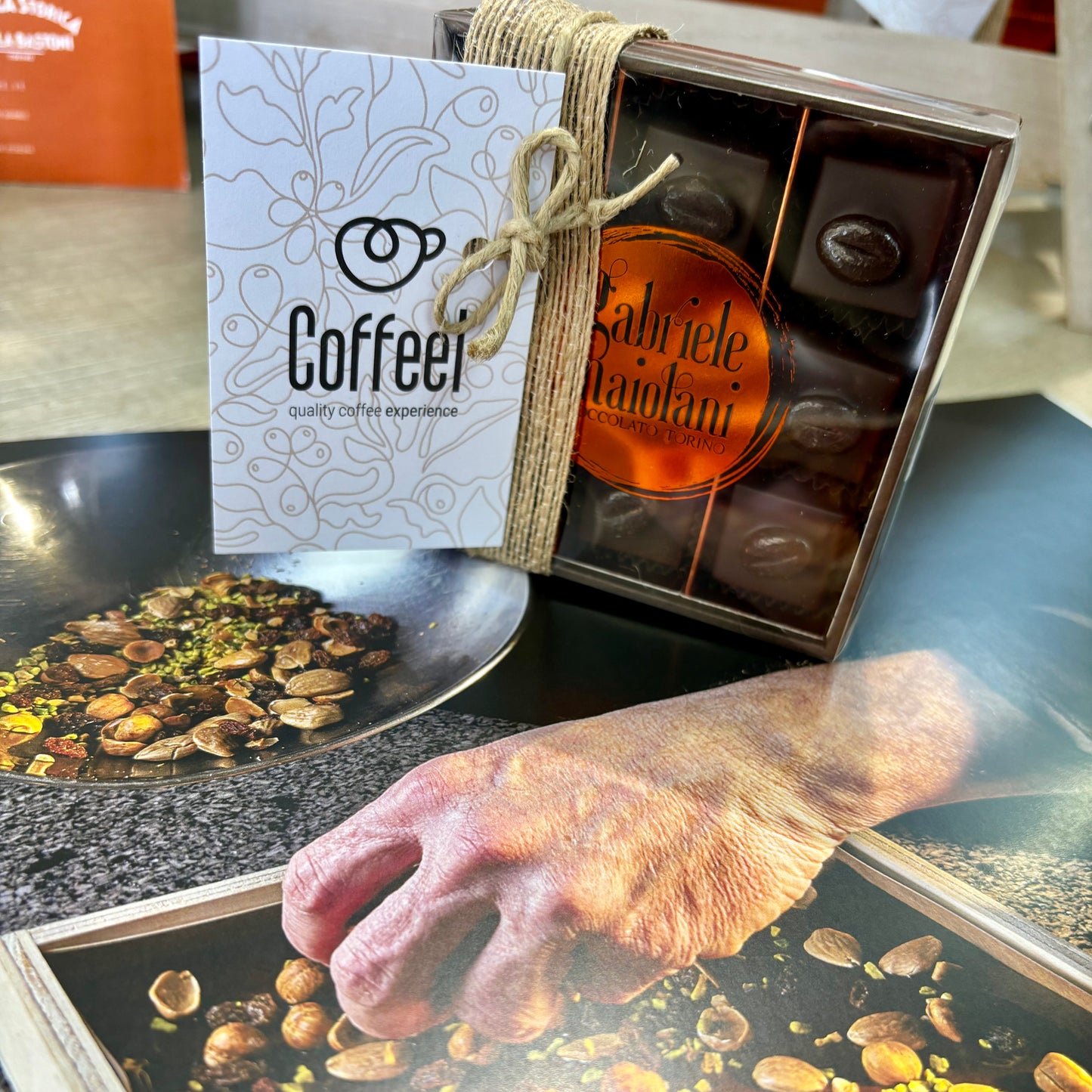 PRALINE CIOCCOLATO CAFFÈ ETIOPIA COFFEEL